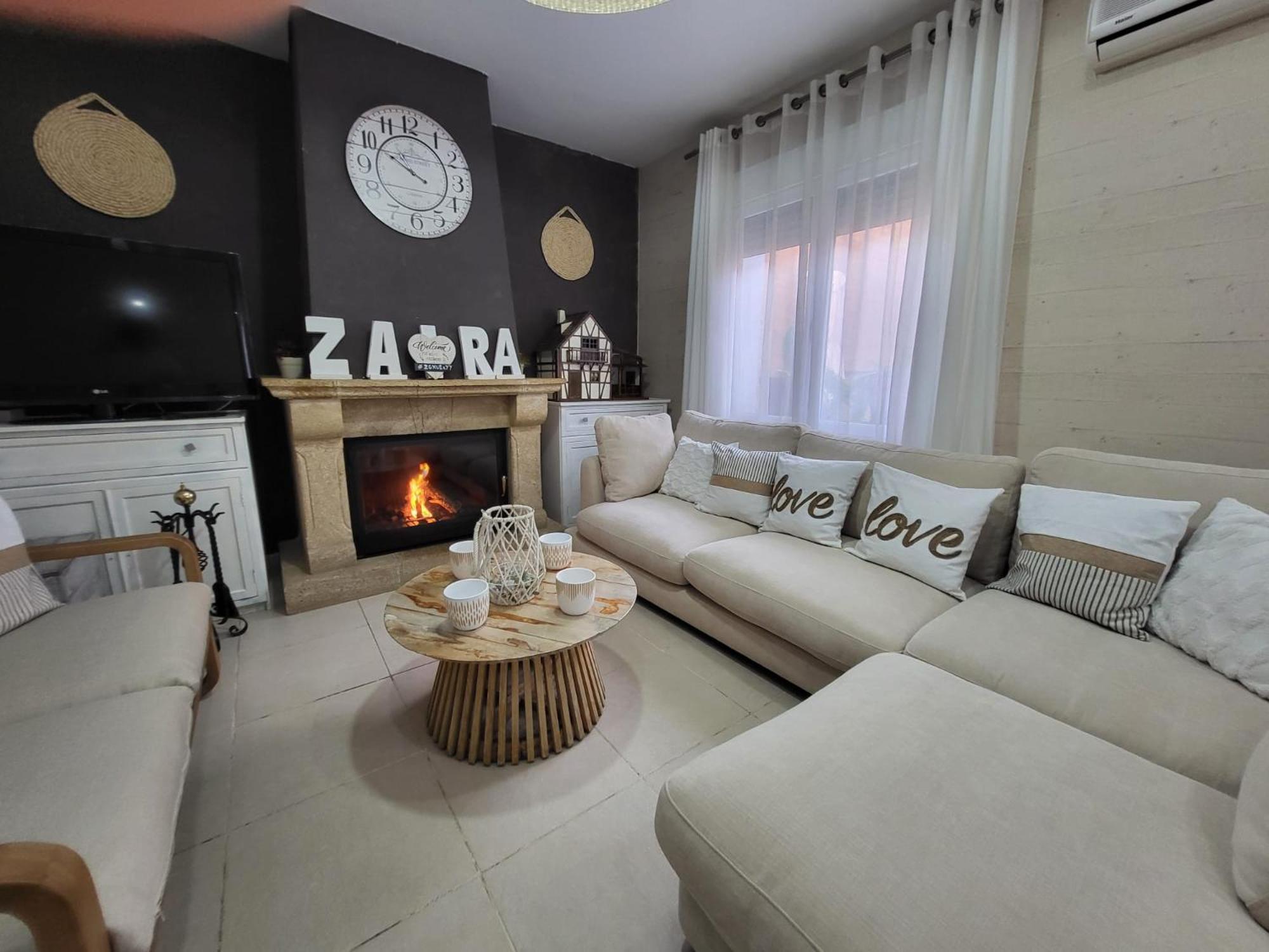 Bellazaira Holiday home
